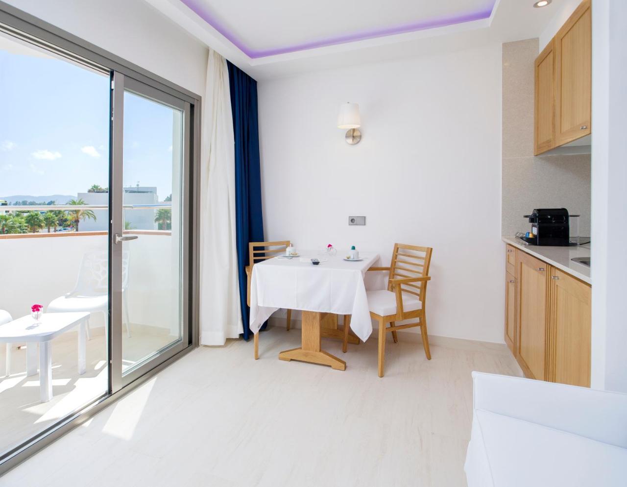 My Way Luxury Ibiza Studio - Ab Group Playa d'en Bossa Exteriér fotografie