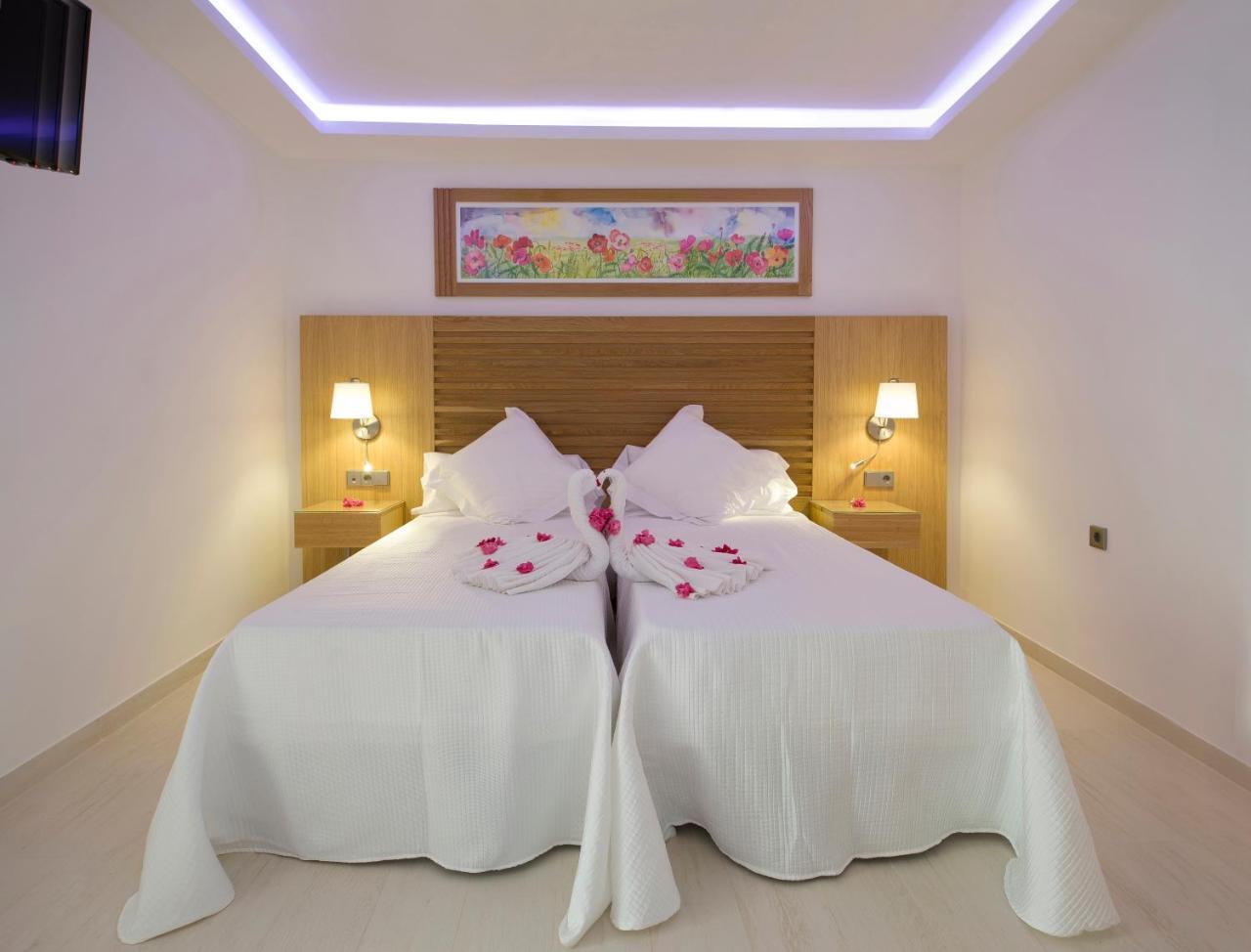 My Way Luxury Ibiza Studio - Ab Group Playa d'en Bossa Exteriér fotografie